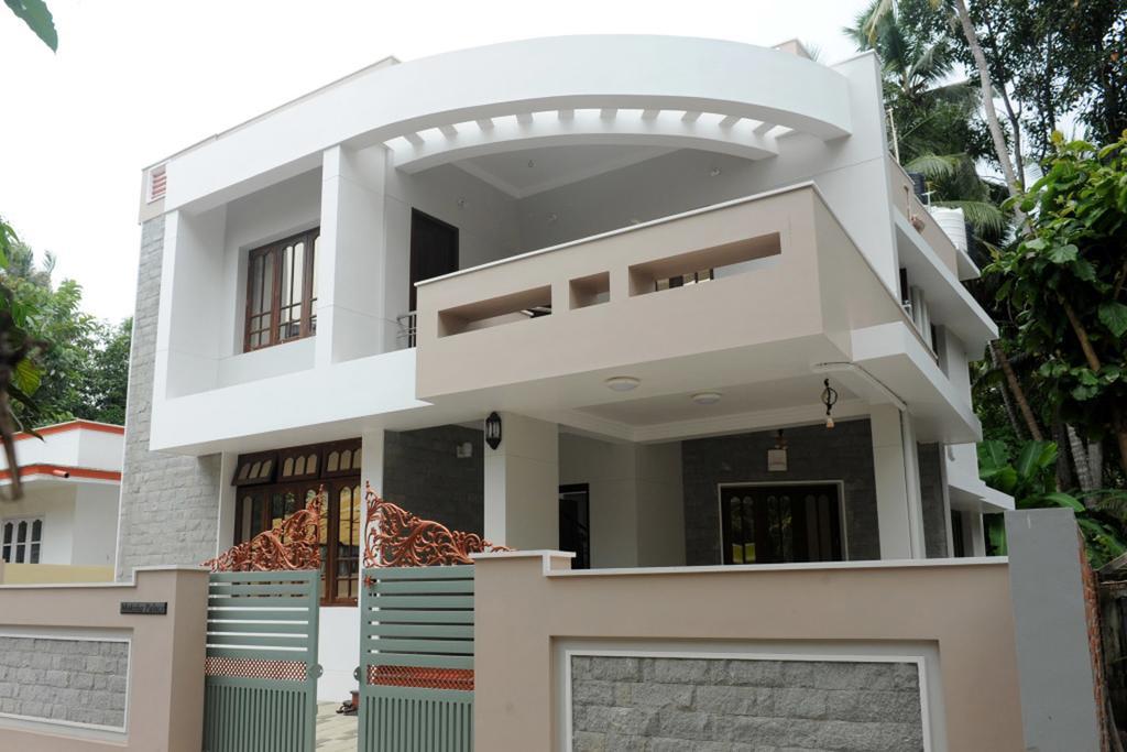Moksha Homestay Thiruvananthapuram Esterno foto